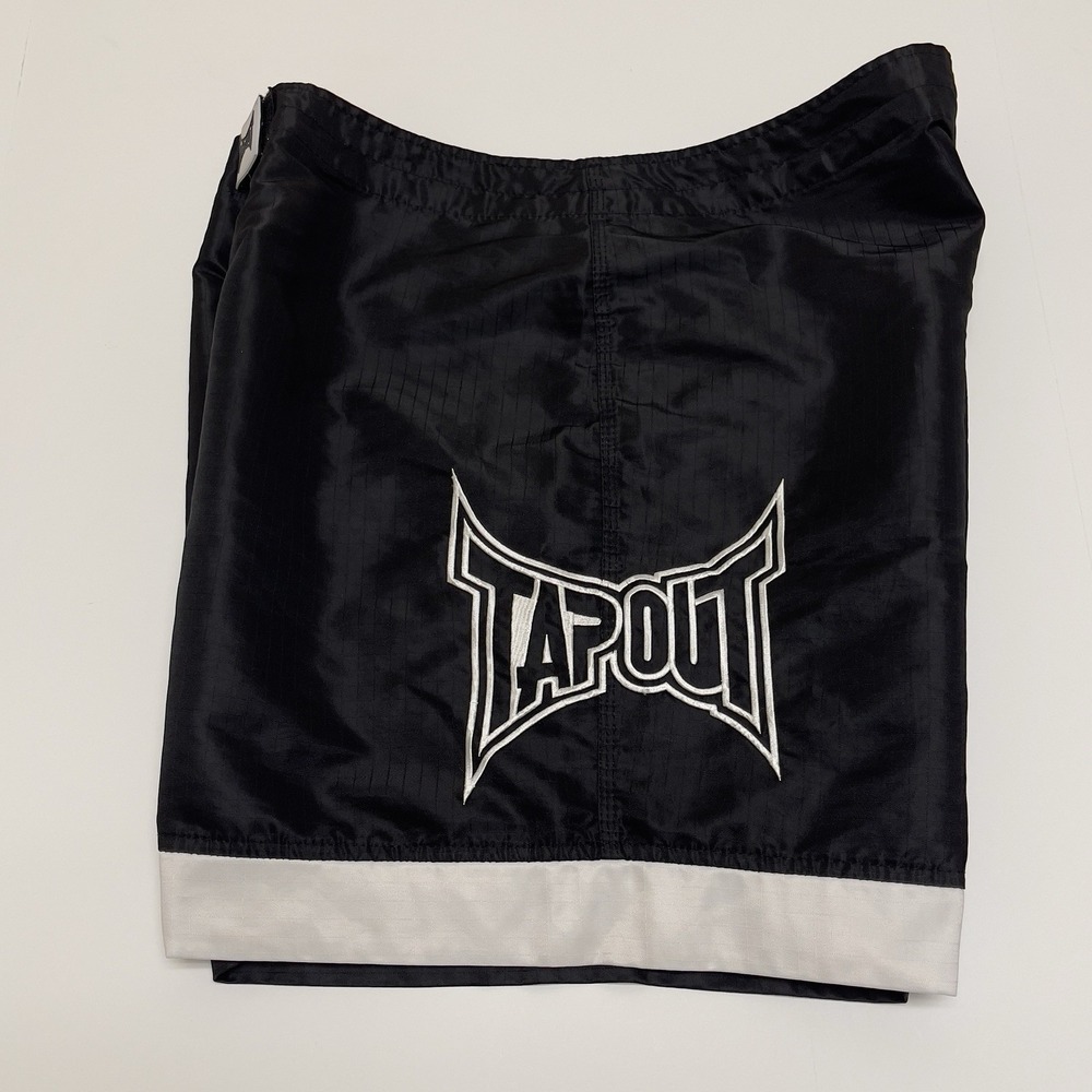 Tapout MMA Fighter Shorts Men Large Black White Logo Fighting Boxing Trunks